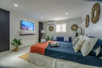 Love and Peace Vacation Rental Aruba