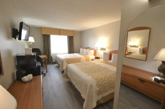 Days Inn & Suites by Wyndham Airport Albuquerque