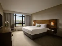 Great Blue Heron Hotel فنادق في Durham Regional Municipality