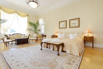 Schlosshotel Villa Westerberge Hotels in Aschersleben