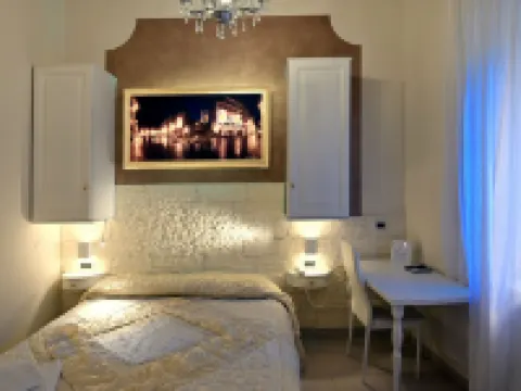 Hotel Central Giacomini Hotels in Salo