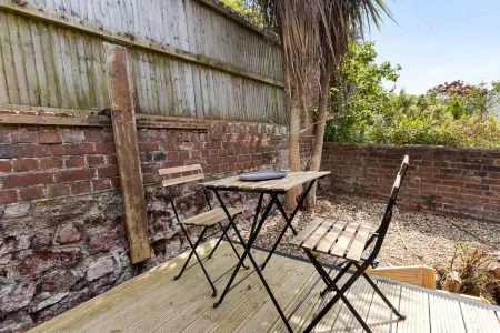 City Reach Отели рядом с достопримечательностью «Католический католический кафедральный экзеттерский университет»