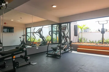 Colon by Wynwood House Отели рядом с достопримечательностью «Parroquia Santísima Trinidad»