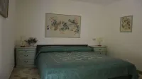 Luminosa villa a Caorle con giardino privato