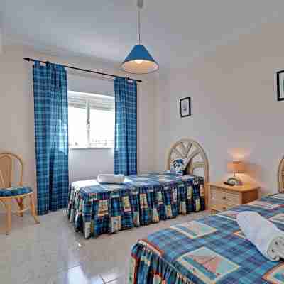 Albufeira Concept 1 with Pool by Homing Rooms