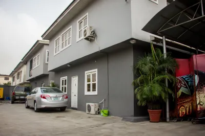 Serendipity Anchotel Hotels near kalakuta museum