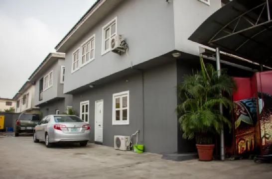 Serendipity Anchotel Hotels near kalakuta museum