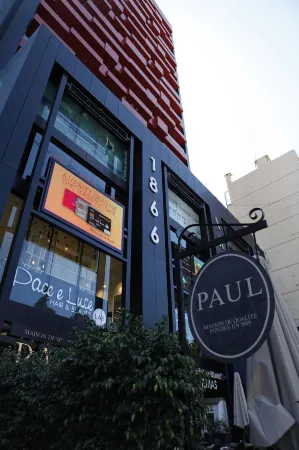 1866 Court & Suites Hotel Отели рядом с достопримечательностью «Рынки Бейрута (Суки)»