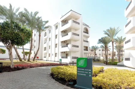 Palma Hotel Отели рядом с достопримечательностью «Lighthouse of Port Said»