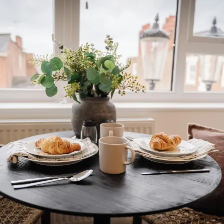 Royal House Luxury Apartments - Chester