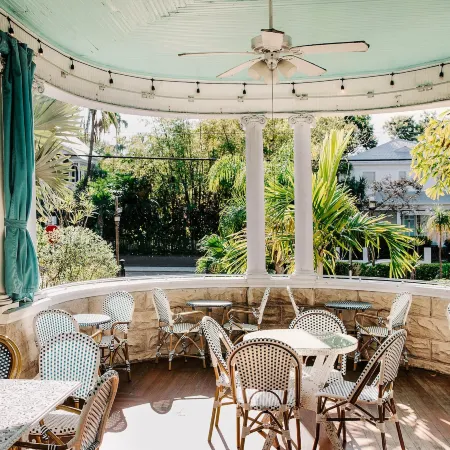 Amsterdam's Curry Mansion Inn