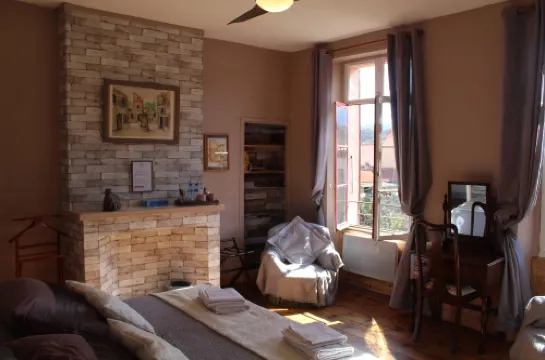 普拉德斯宅邸酒店 韋爾內萊班酒店