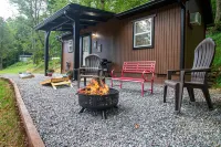 The Lil House
