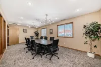 Stony Plain Inn & Suites Hotels in Stony Plain