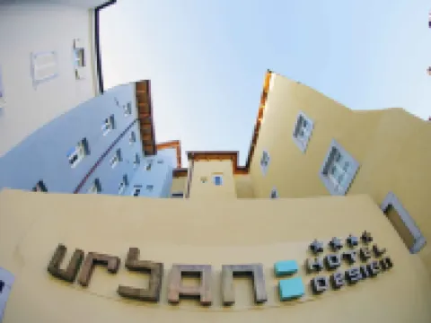 Urban Hotel Design Hotels near Unity of Italy Square