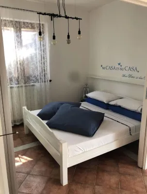 Ca LuBella Hotels in Castelnuovo di Magra