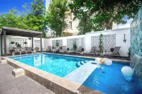 Villa Azure Ocean Suites - Pensions