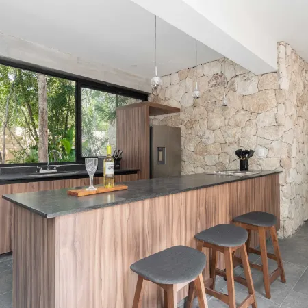 Twelve O’Clock Luxury Villas
