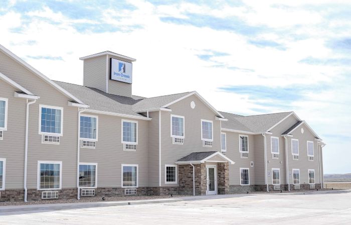 Iron Creek Inn & Suites