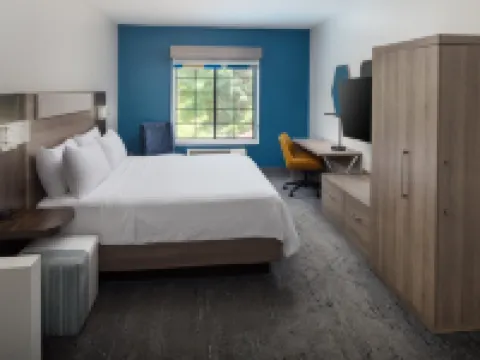 Holiday Inn Express & Suites ALBEMARLE by IHG Hotels in Stanly County