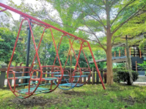 เดอะปาล์ม วิลเลจ โรงแรมในอำเภอ จัตุรัส