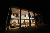 The Grand Jabalpur