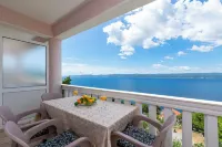 Apartments Adriatic Blue with Pool