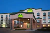 Wingate by Wyndham Fargo Hotels in Fargo