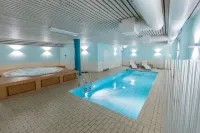 Quality Hotel Royal Corner - Pools