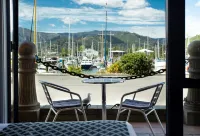 Harbourside Lodge - Mountain view