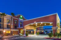 Holiday Inn Express & Suites Henderson Hotel a Las Vegas