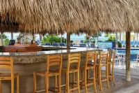 Hampton Inn Key West - bar