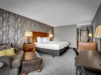 The Academy Hotel Colorado Springs Hotels near Focus on the Family Bookstore