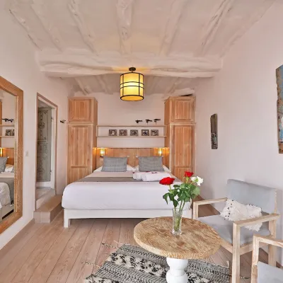 Villa Garance Hotels near Hostel La Smala