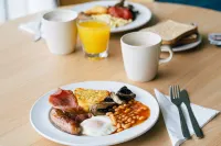 University of Exeter - Holland Hall - breakfast