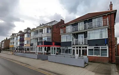 Sea Side Hotel