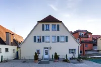 Historik Hotel Goldener Hirsch Rothenburg Отели рядом с достопримечательностью «Old Town»