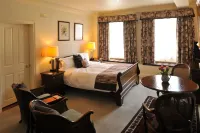 The Old Vine Hotels in Littleton