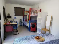 Christmas Creek Café & Cabins Hotels in Lamington