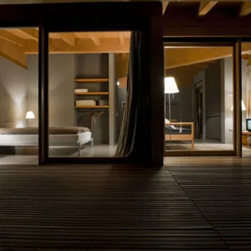 Vivere Suites & Rooms