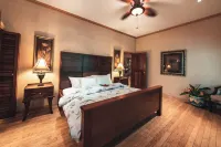 Chan Chich Lodge