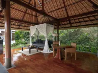 Kayumanis Ubud Private Villa & Spa Hotels near Blanco Museum