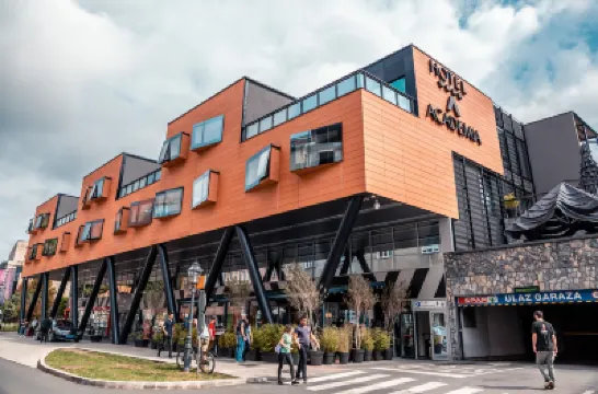 Hotel Academia Отели в г. 