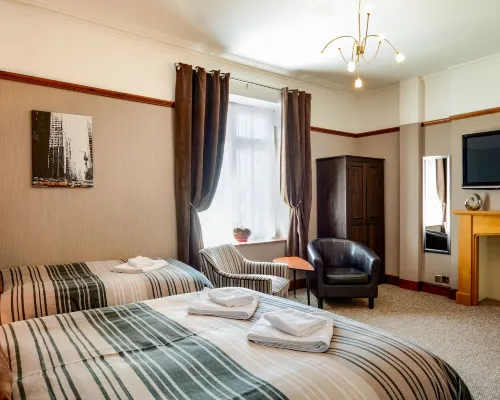 Tanes Hotel Hotels in Adamsdown