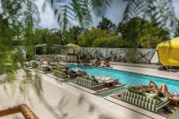 Ace Hotel and Swim Club Athens - Meerblick