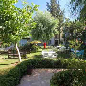 Bella Garden Hotel Exterior