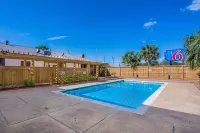 Motel 6 Freeport, TX - Beach