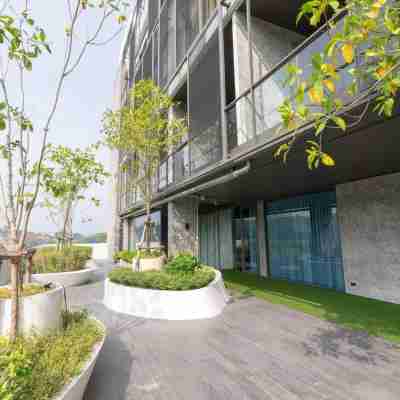 โรงแรมเนคก้า ไรเฌอ Hotel Exterior