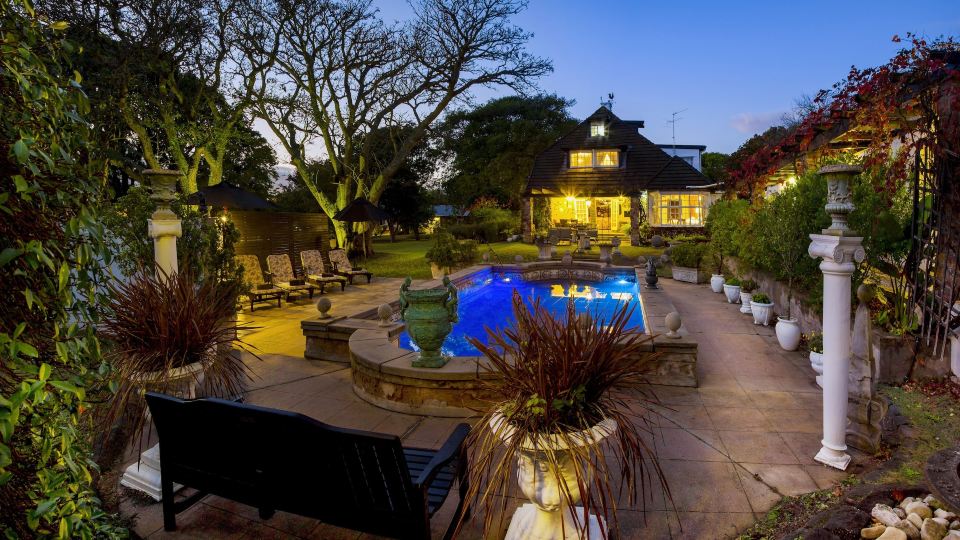 Forest Hall Guest House