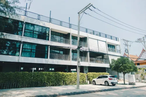 Bluemoon Hotels in Cha-am